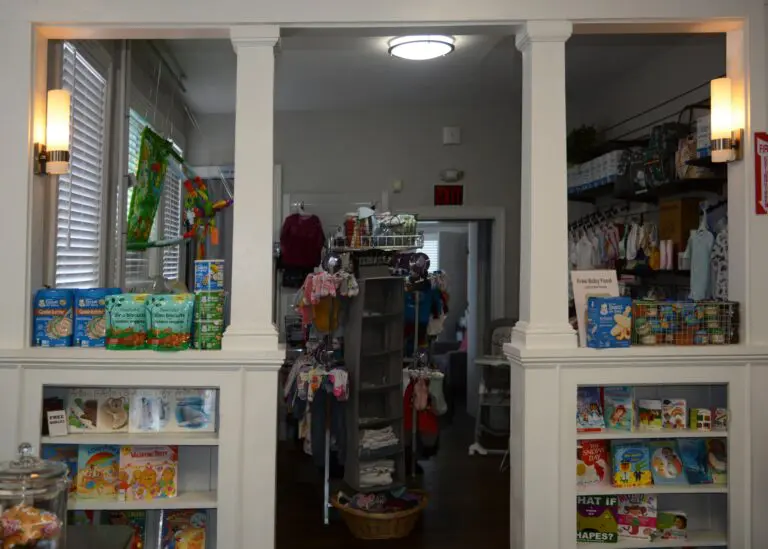 boutique entrance